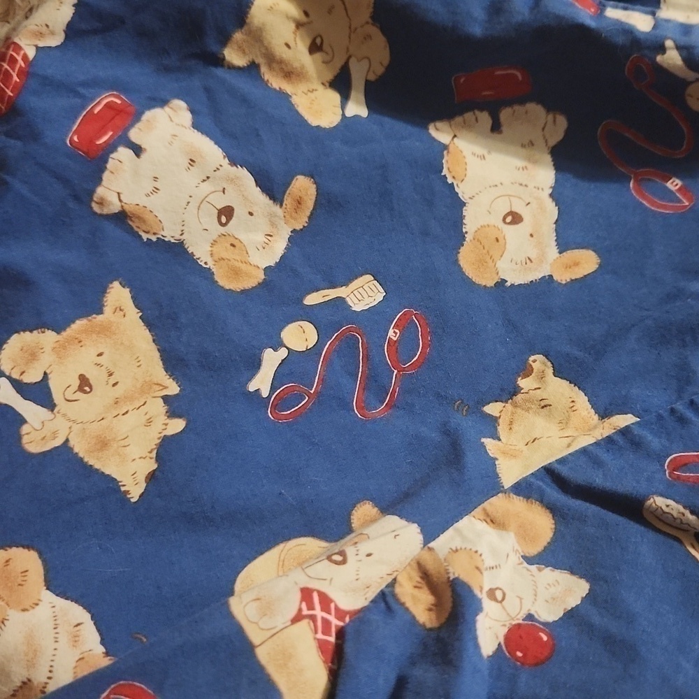 ♡Scrub Top Size Large Puppy Print - Picture 2 of 2